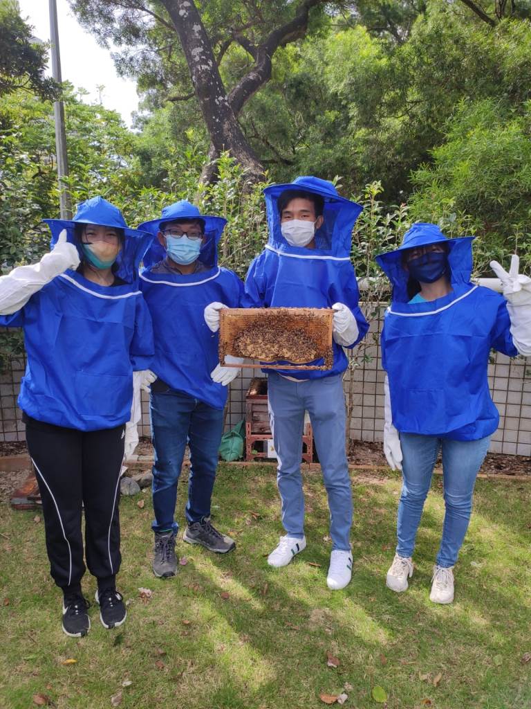 bee-ambassadors (3)